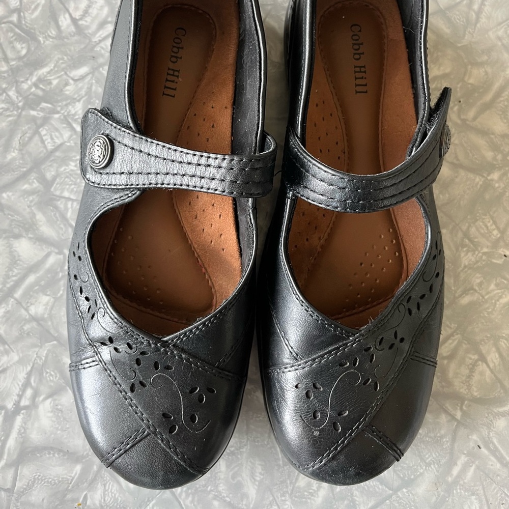 Cobb Hill by New Balance Women's Black Mary Jane Flats